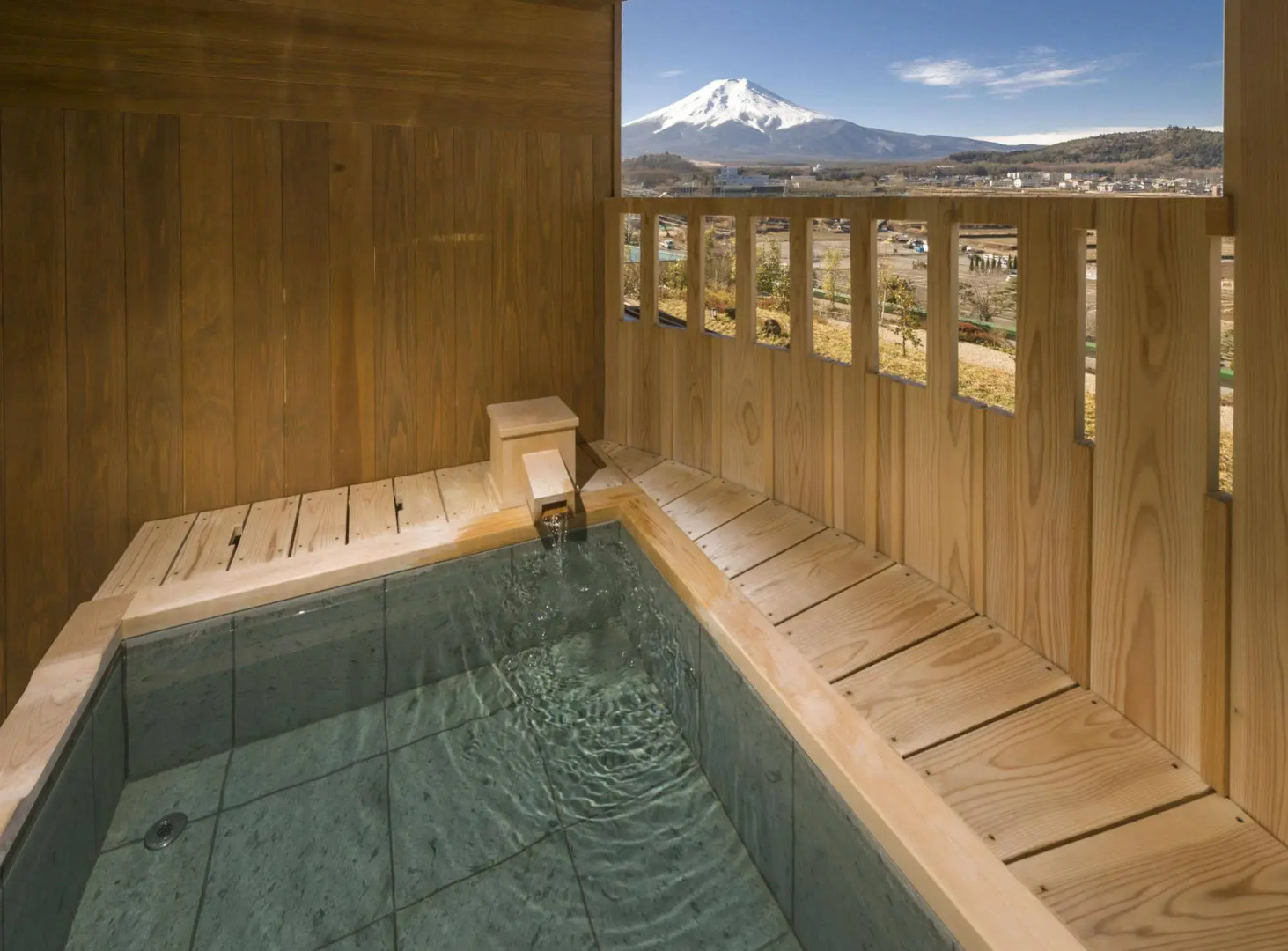 Fujisan Onsen Bessho SASA