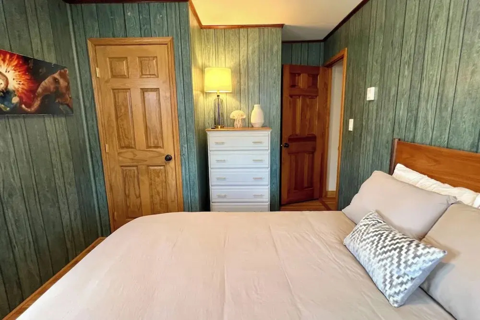 Vacation Rental Home ~ 2 Mi to Windham Mountain!