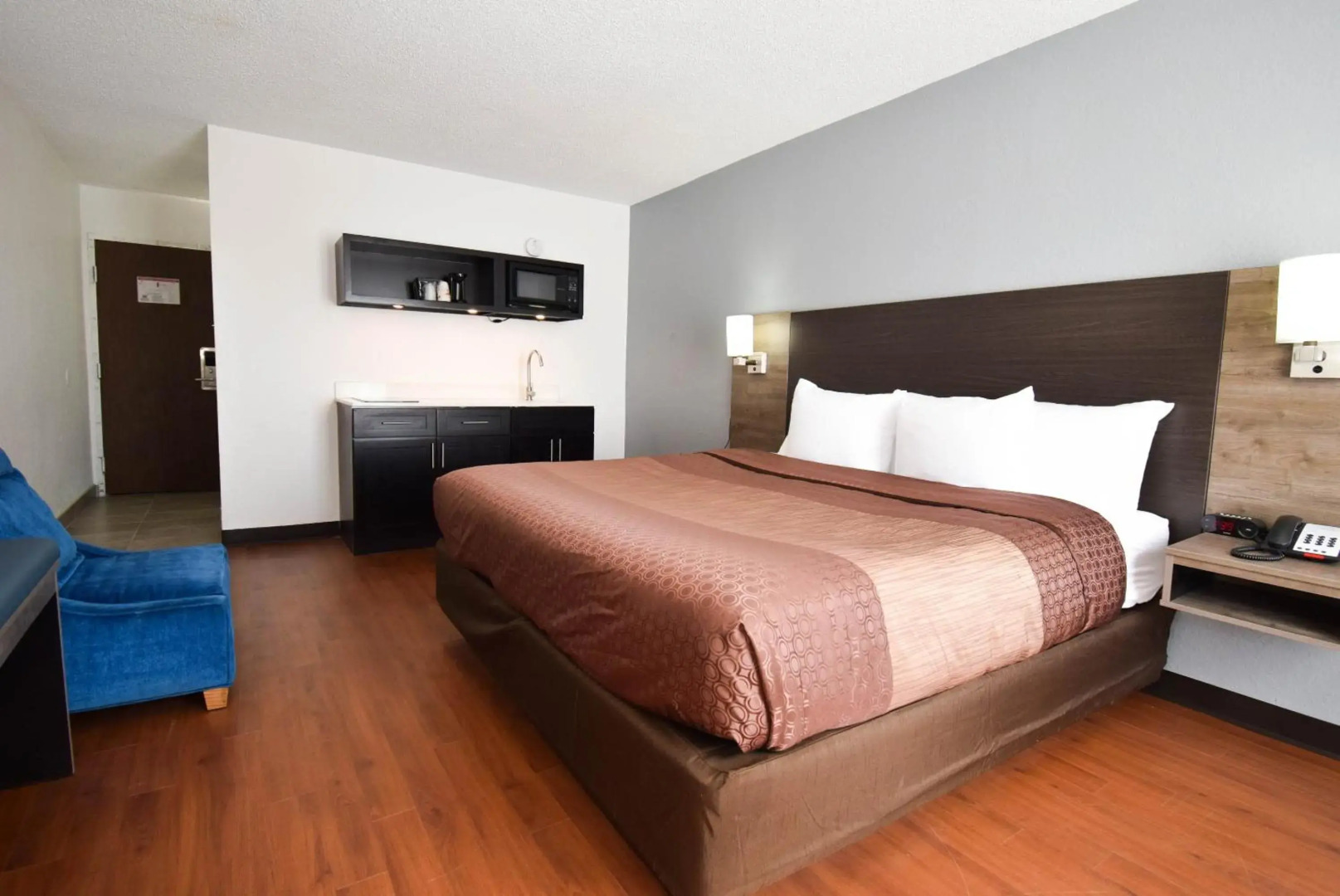 Quality Inn & Suites Sulphur Springs