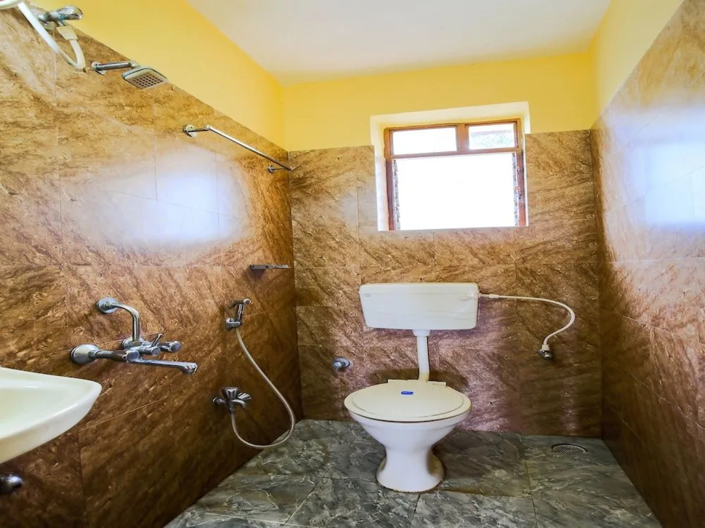 OYO 15263 Seaview Holiday Apartments