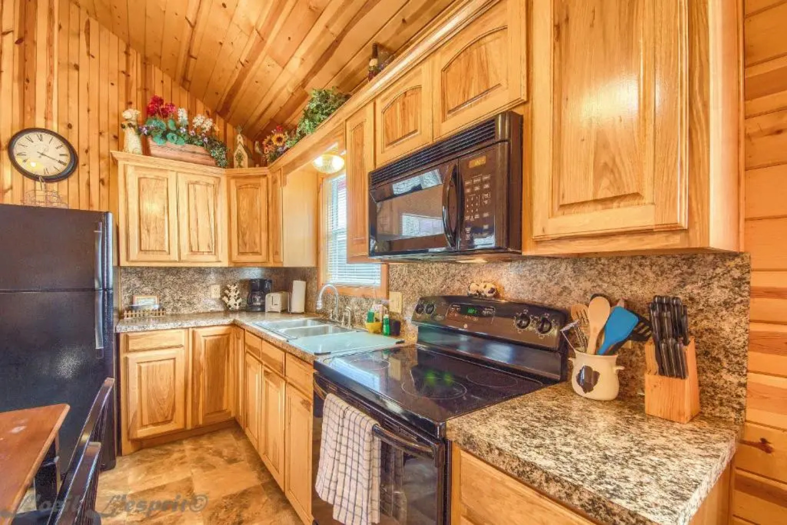 Wine Cup Cabin Rr9122wc