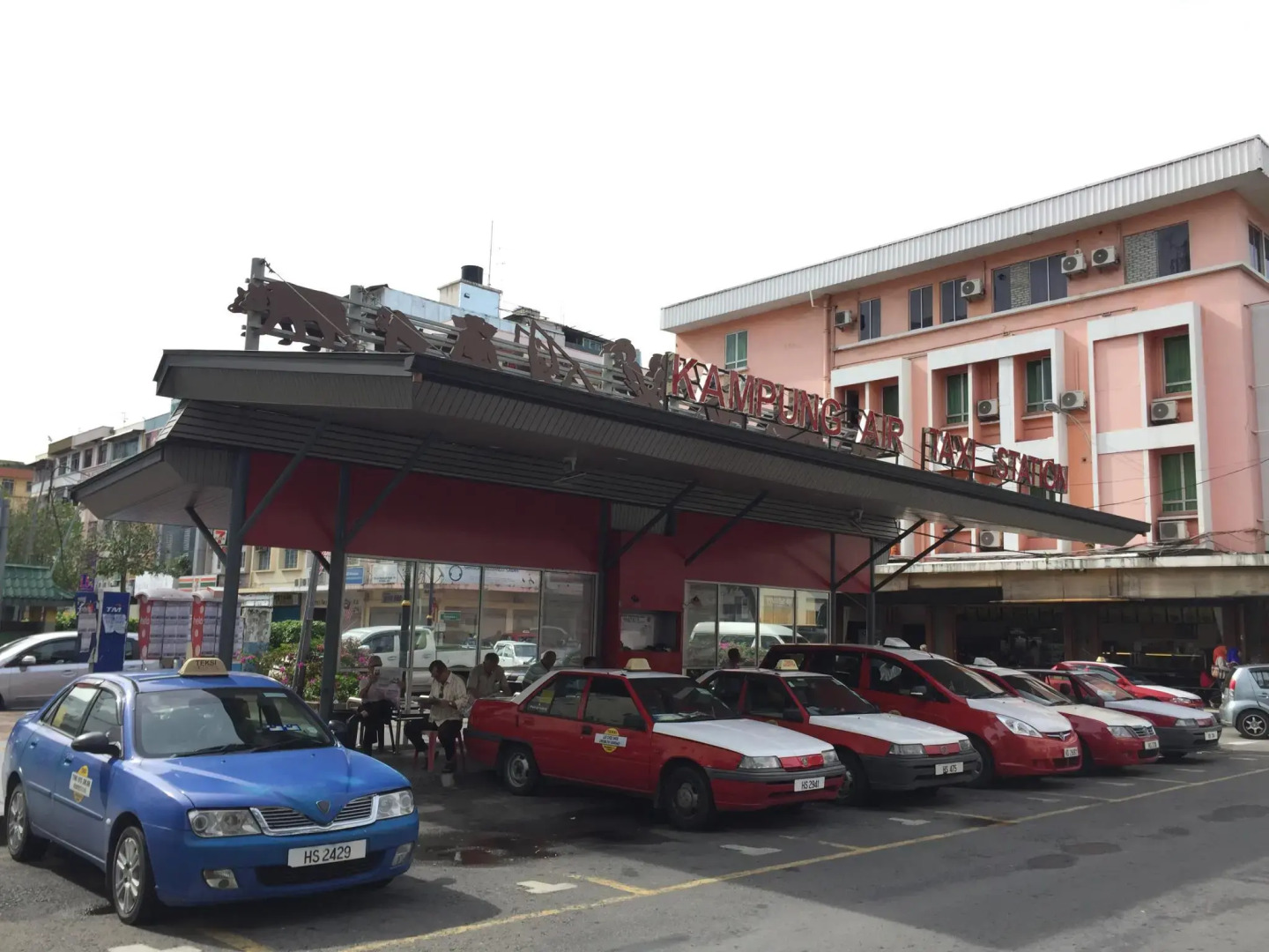 Victoria Hotel and Hostel