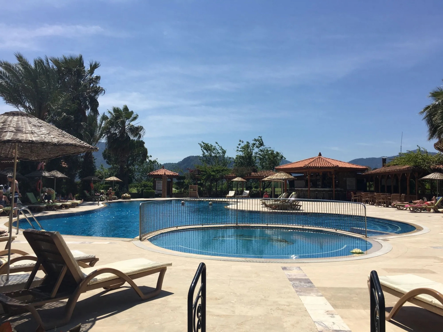 Asur Hotel & Aparts & Villas