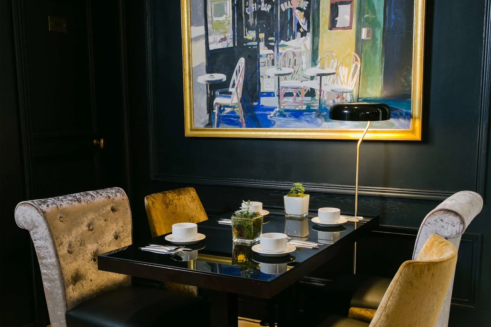 Hôtel de Neuville - Arc de Triomphe