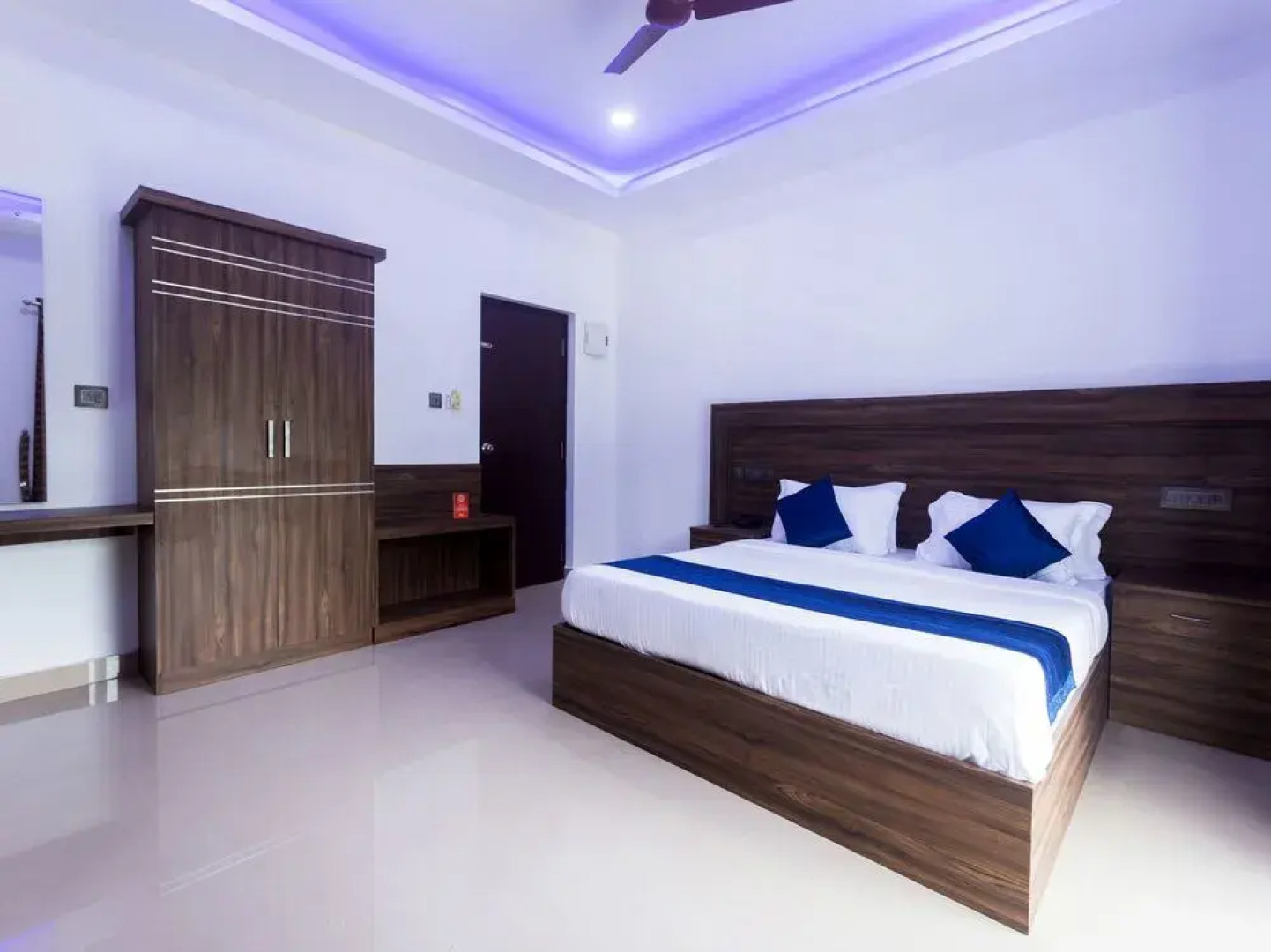 Hotel Misty Garden Resorts