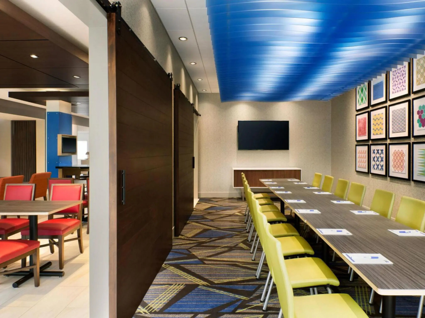 Holiday Inn Express Auburn Hills South