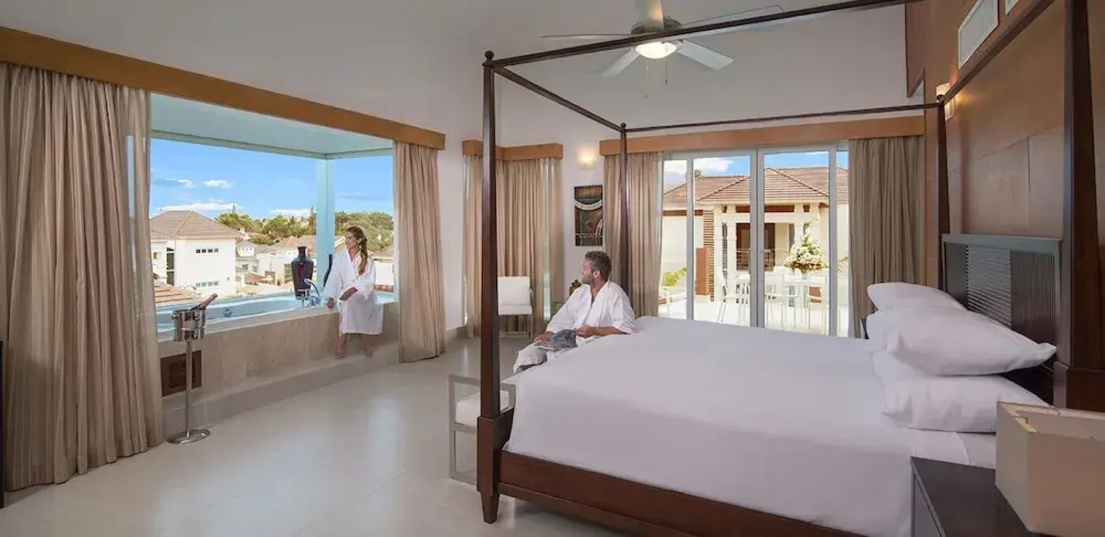 Luxury Villas - Mandatory All-Inclusive