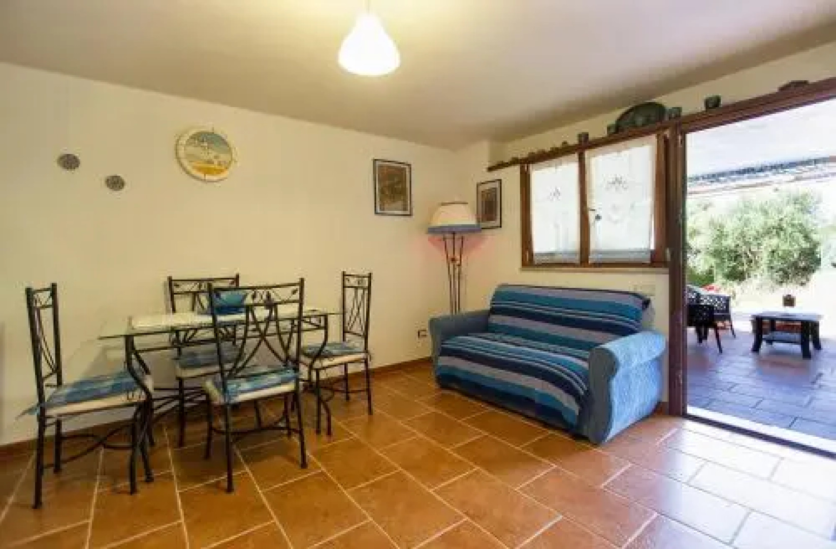 Depandance capofalcone 84