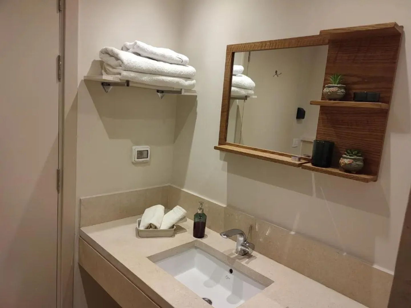 JOYNANT 2Bedroom Pool View- Free Beach Access #Mangroovy #GOUNA