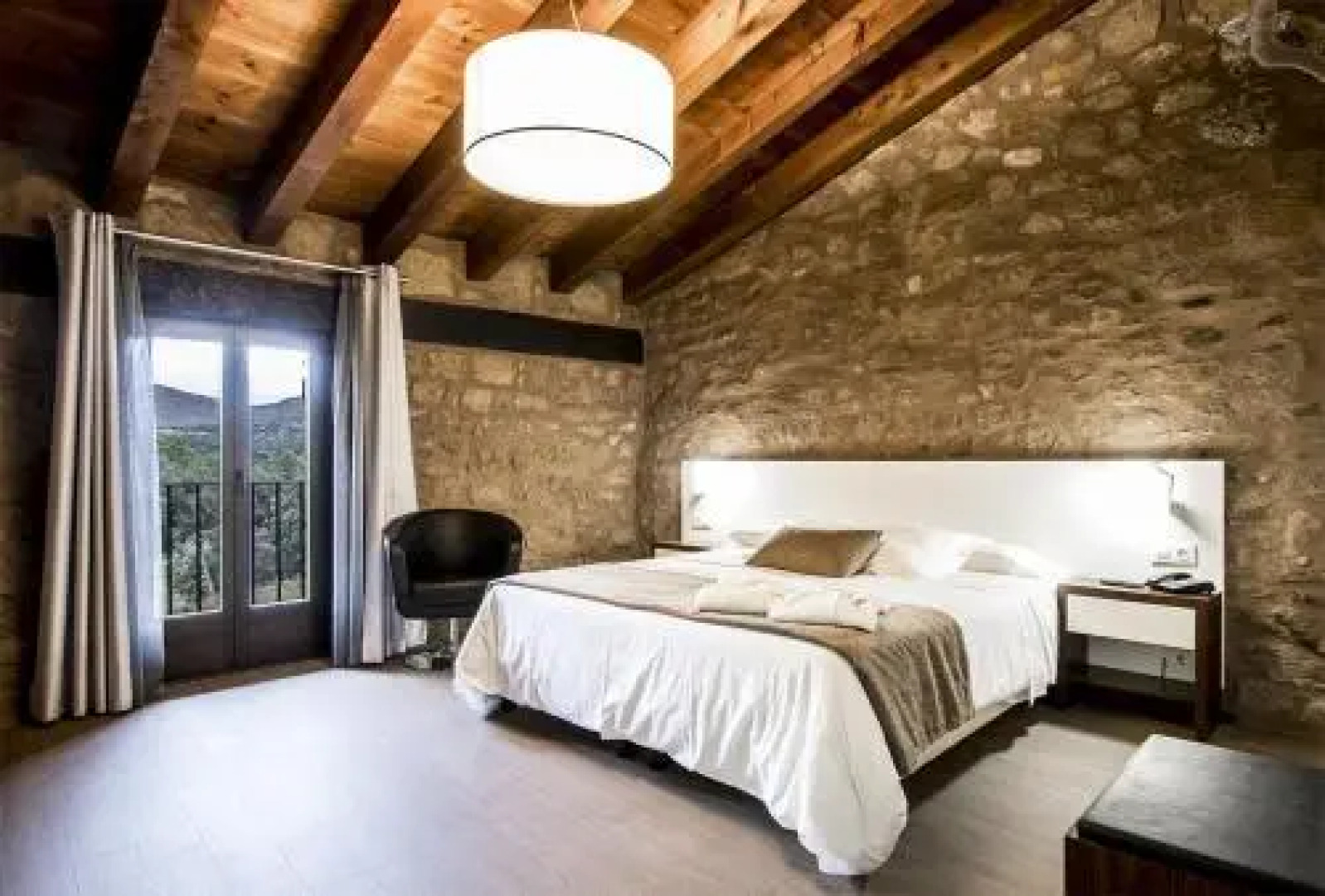 Hotel  Restaurante Masía la Torre