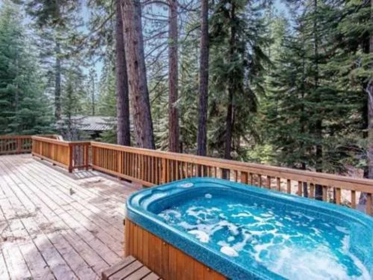 Cottonwood Place Vacation Home by RedAwning