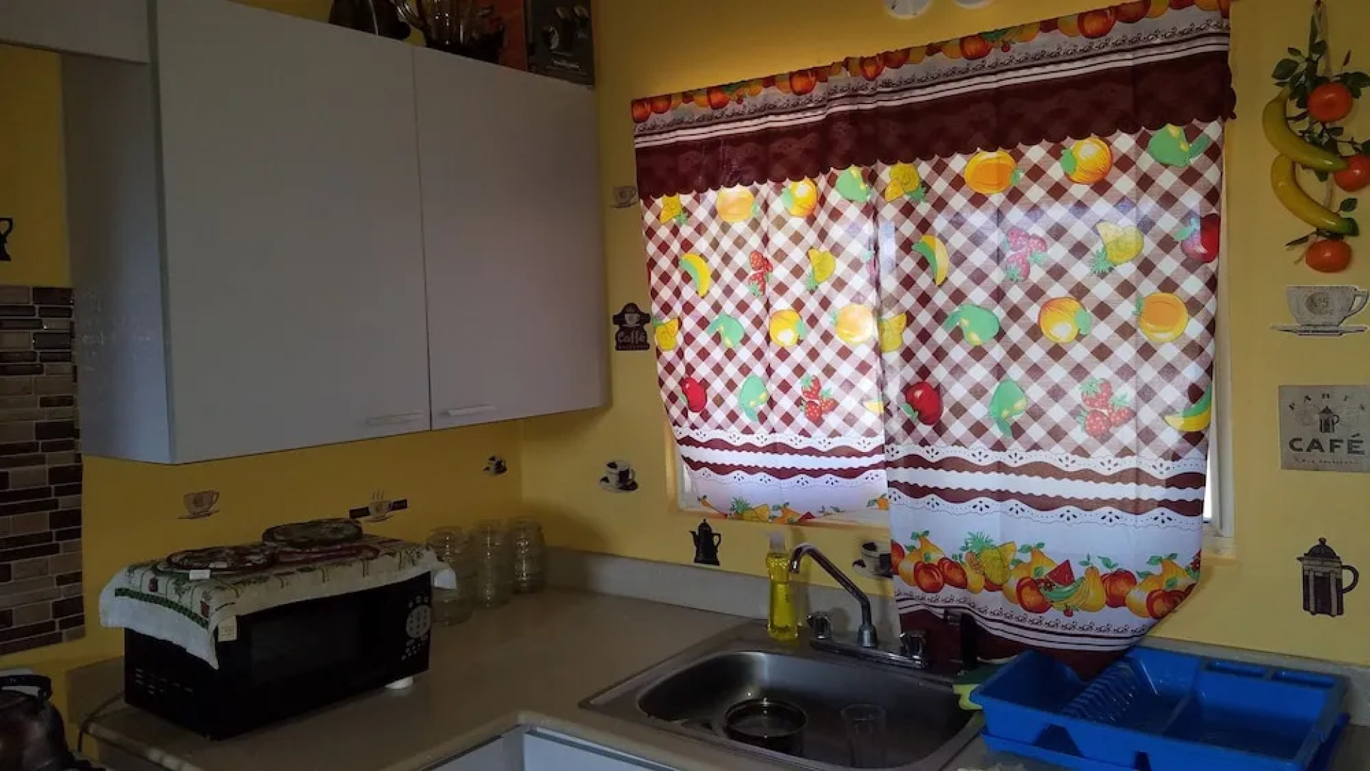 Cozy Getaway In New Harbor village