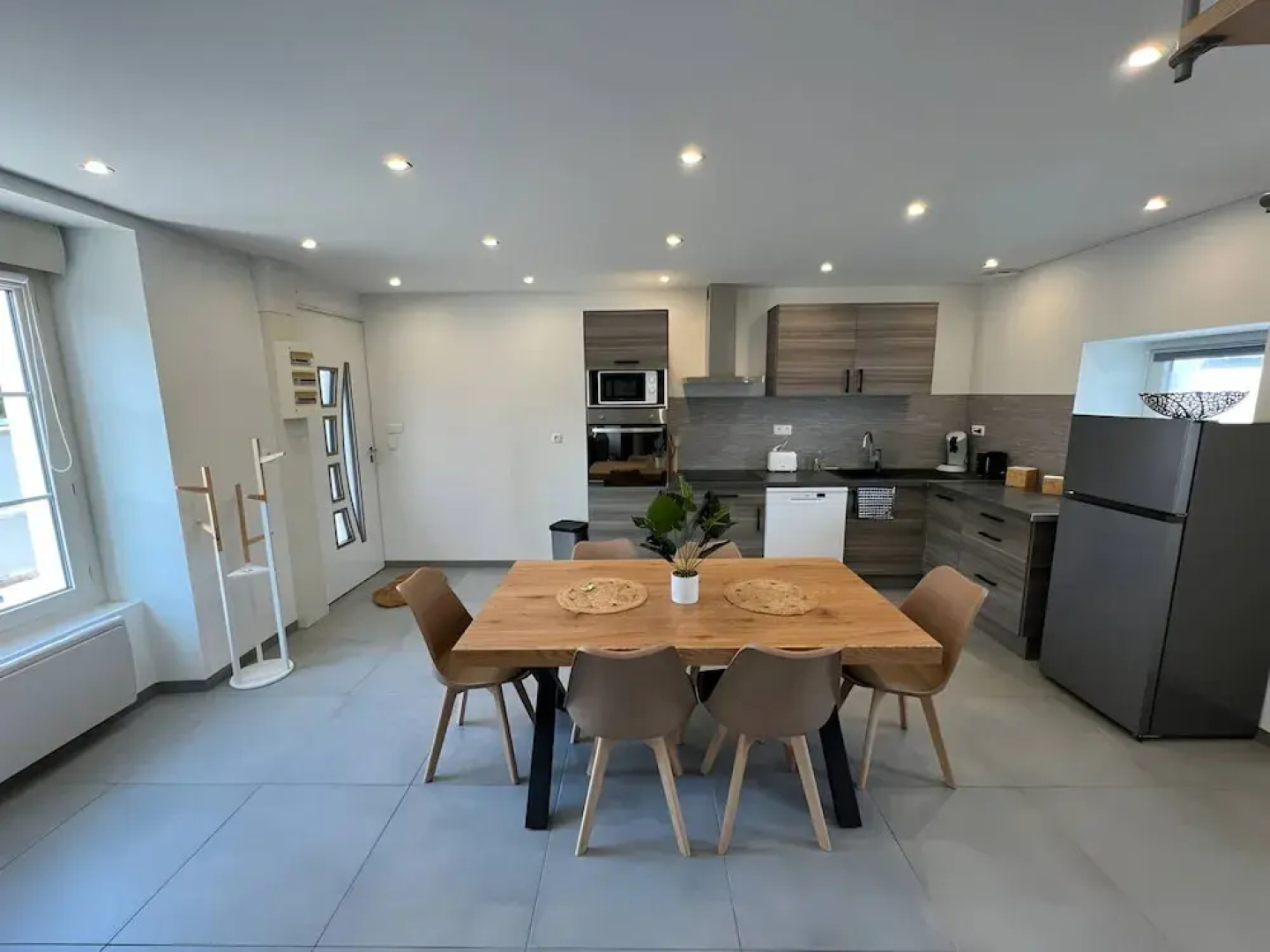 Charming Home in Parigne-l'eveque Near Le Mans