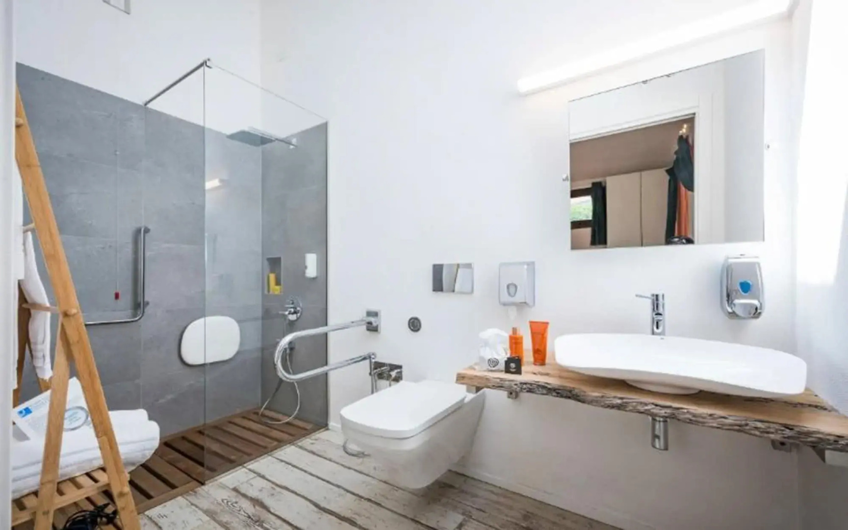 Tiliguerta Glamping & Camping Village