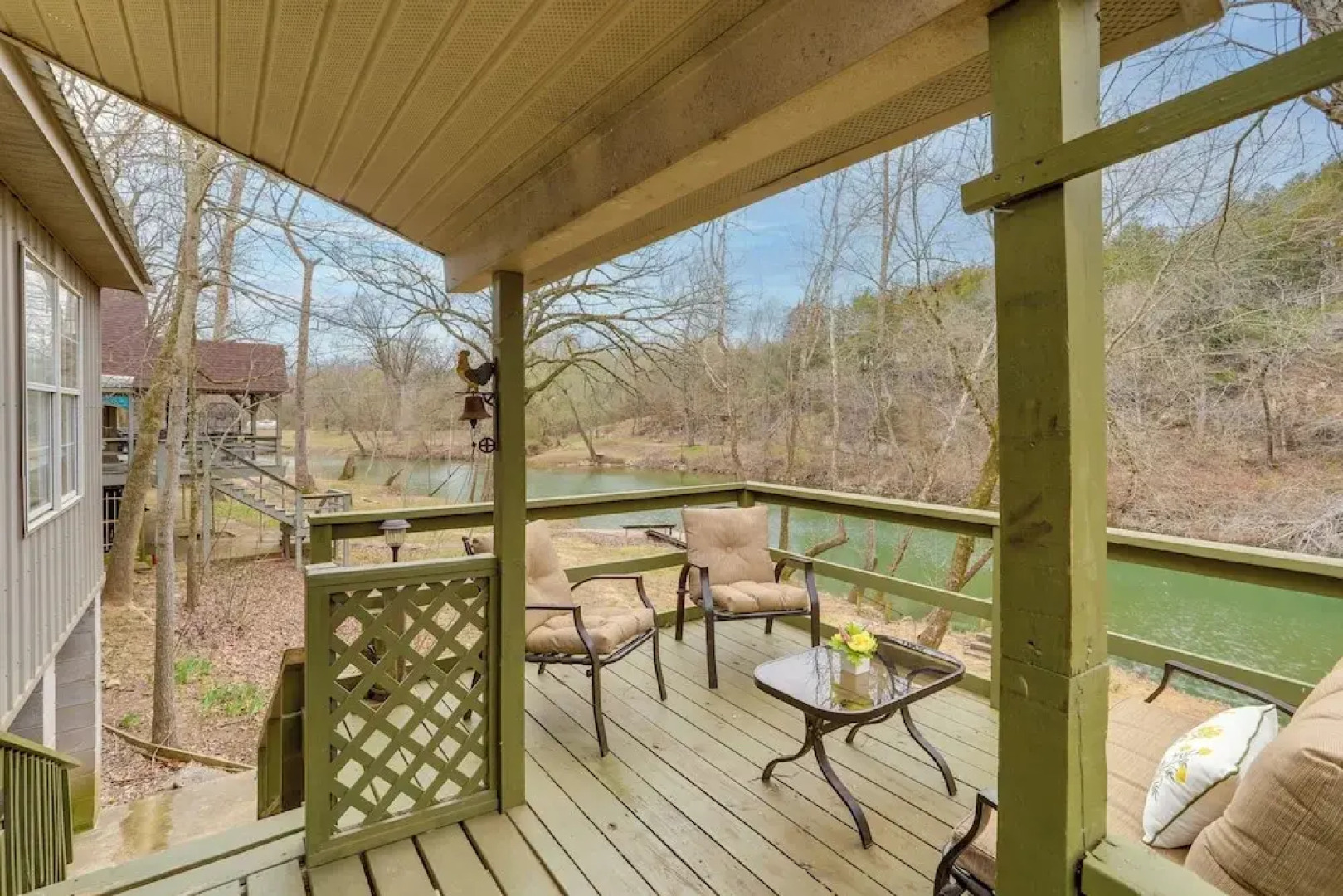 Cozy Riverfront Cabin ~ 2 Mi to Main Street Hardy