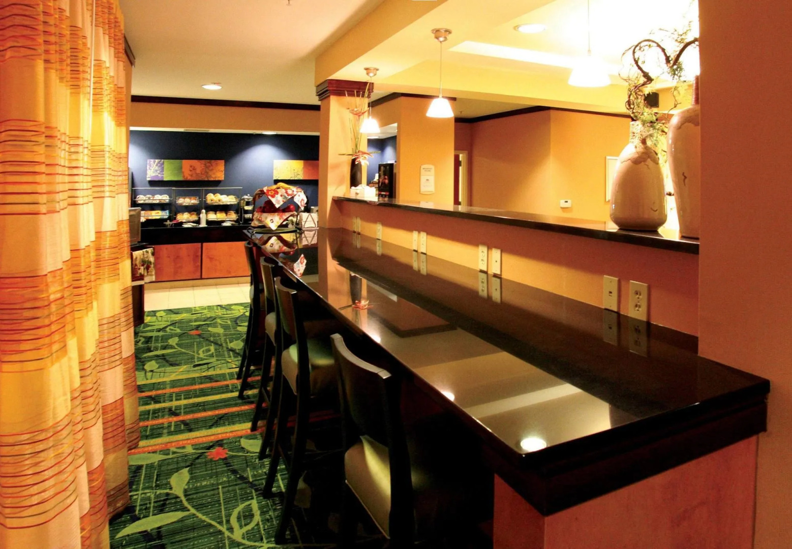 Fairfield Inn & Suites Charleston North/University Area