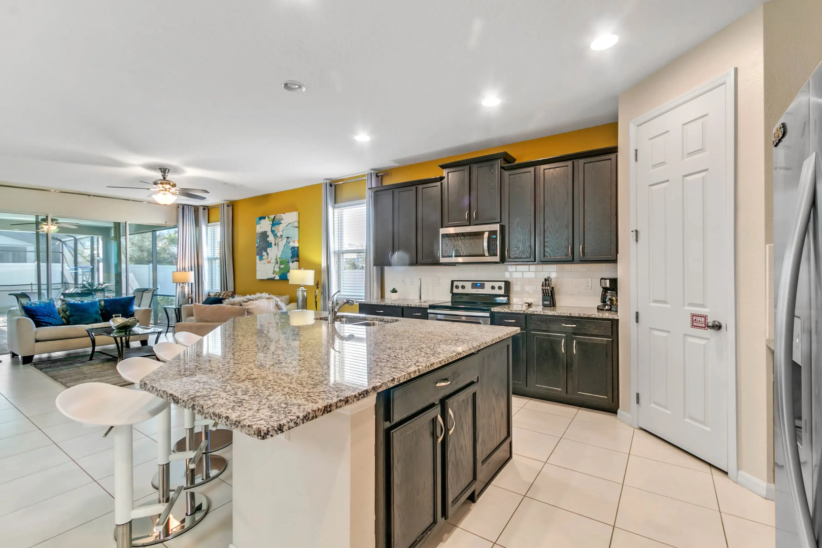 5 Bedrooms / 5.5 Bathrooms / Solara (1620 HG), Kissimmee, US