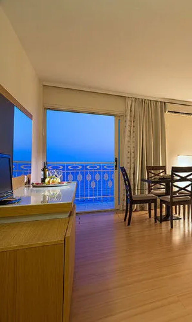 Ninos Grand Beach Resort