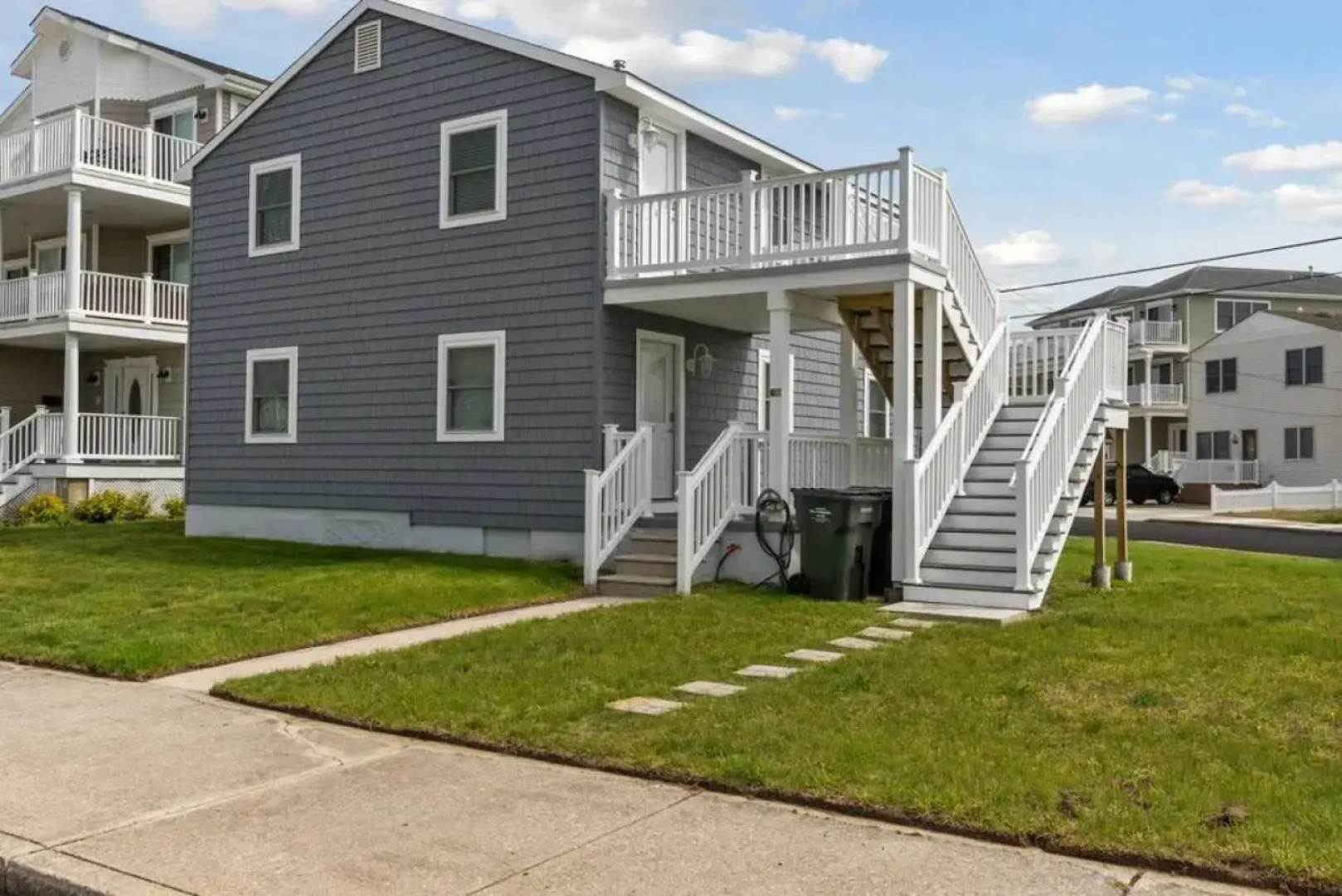 Spectacular 3 BR Condo One Block to the Beach