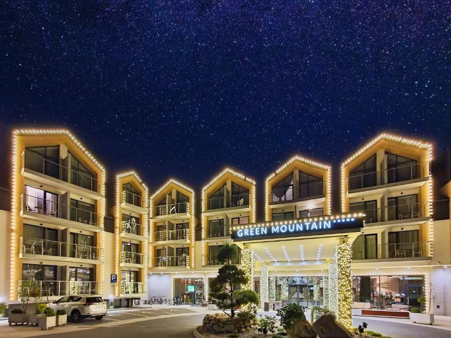 Green Mountain 5* Hotel