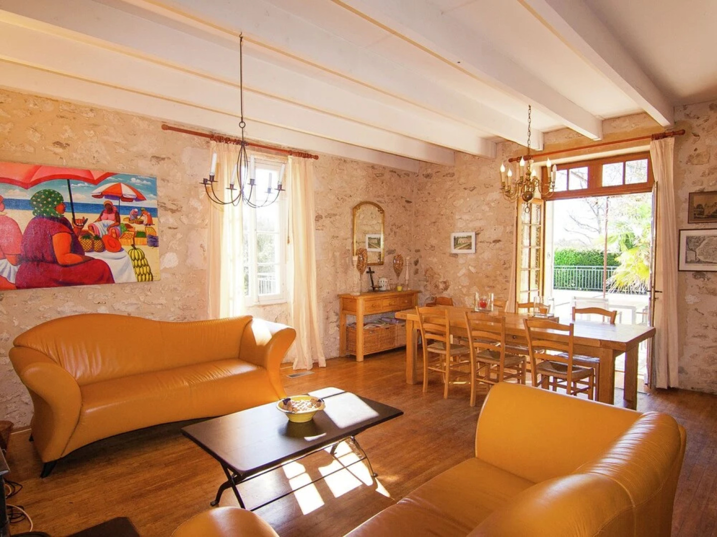 Warm Mansion with Swimming Pool in Sigoules France