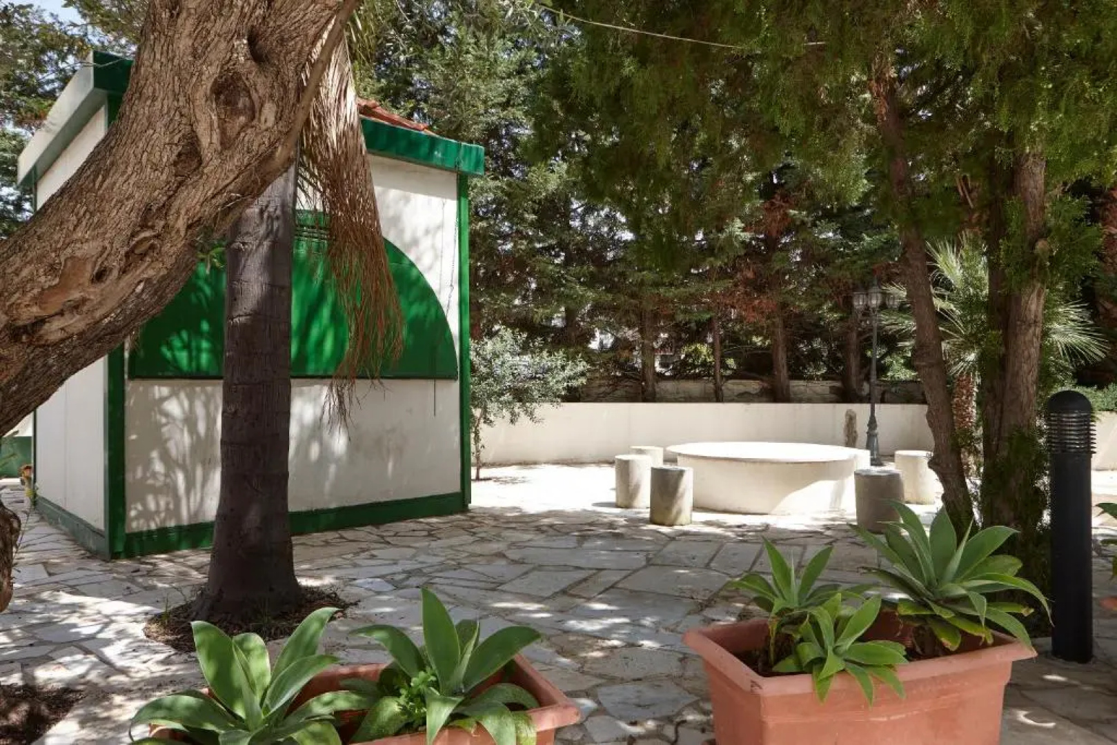 Zoukotel Hotel