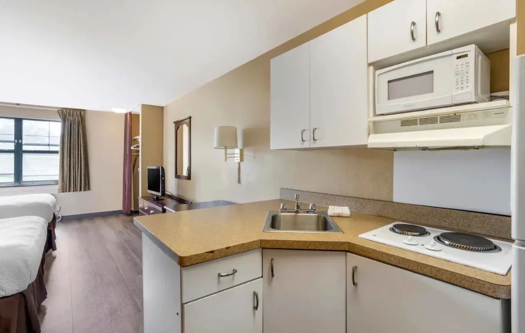 Suburban Studios Exton - Philadelphia Great Valley