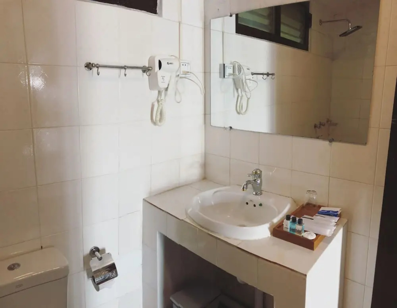 Lagoon Ngapali Beach Lodge