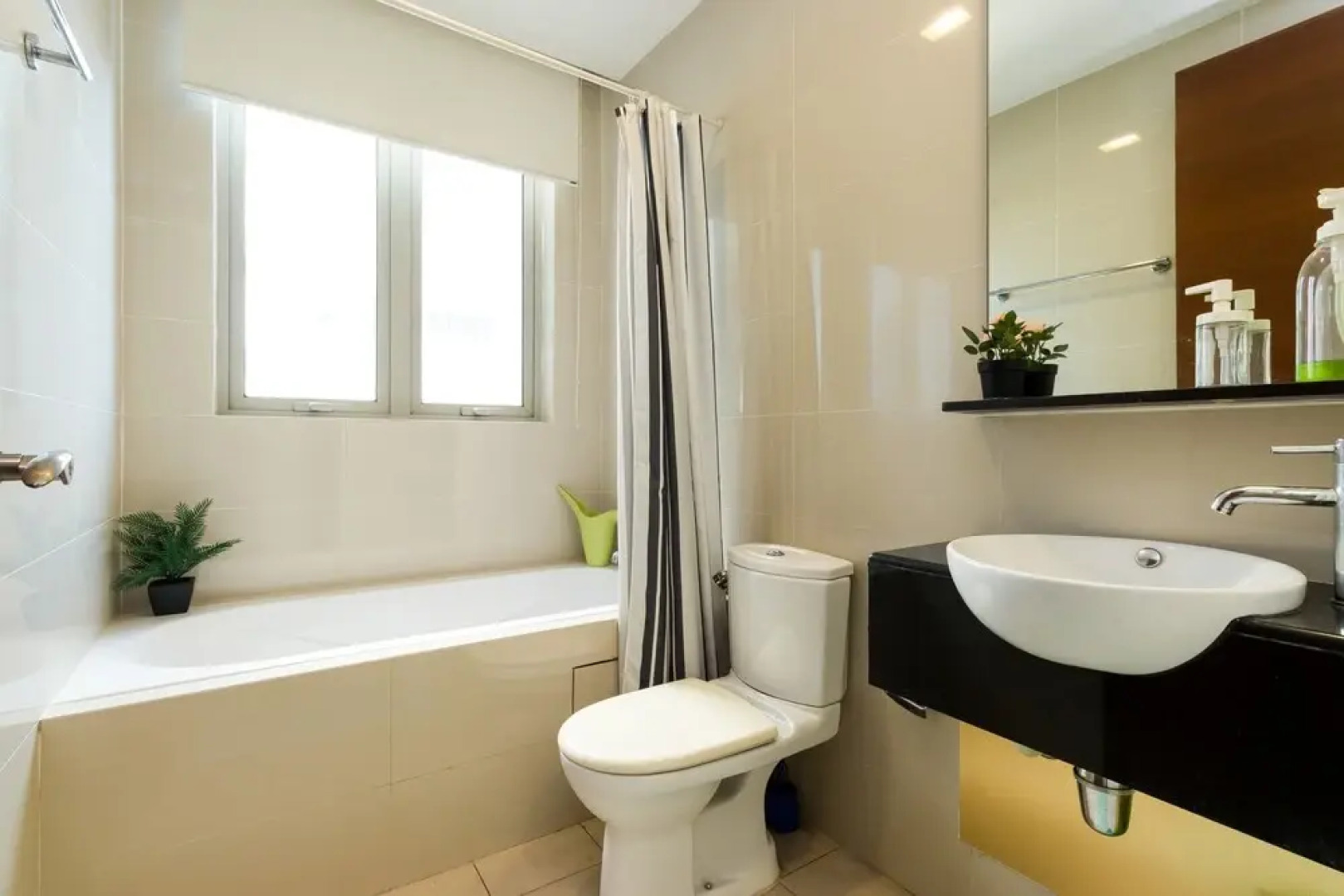 A Delightful 2bedroom Apartment Opposite Klcc