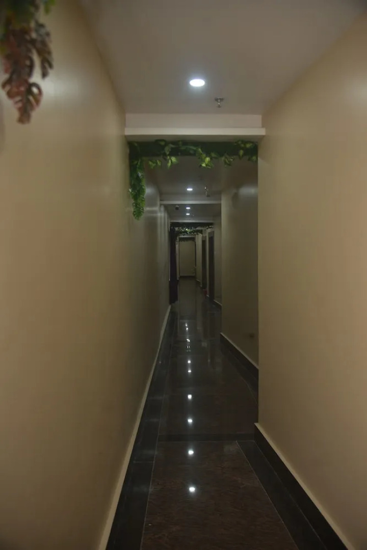 Hotel Maa International