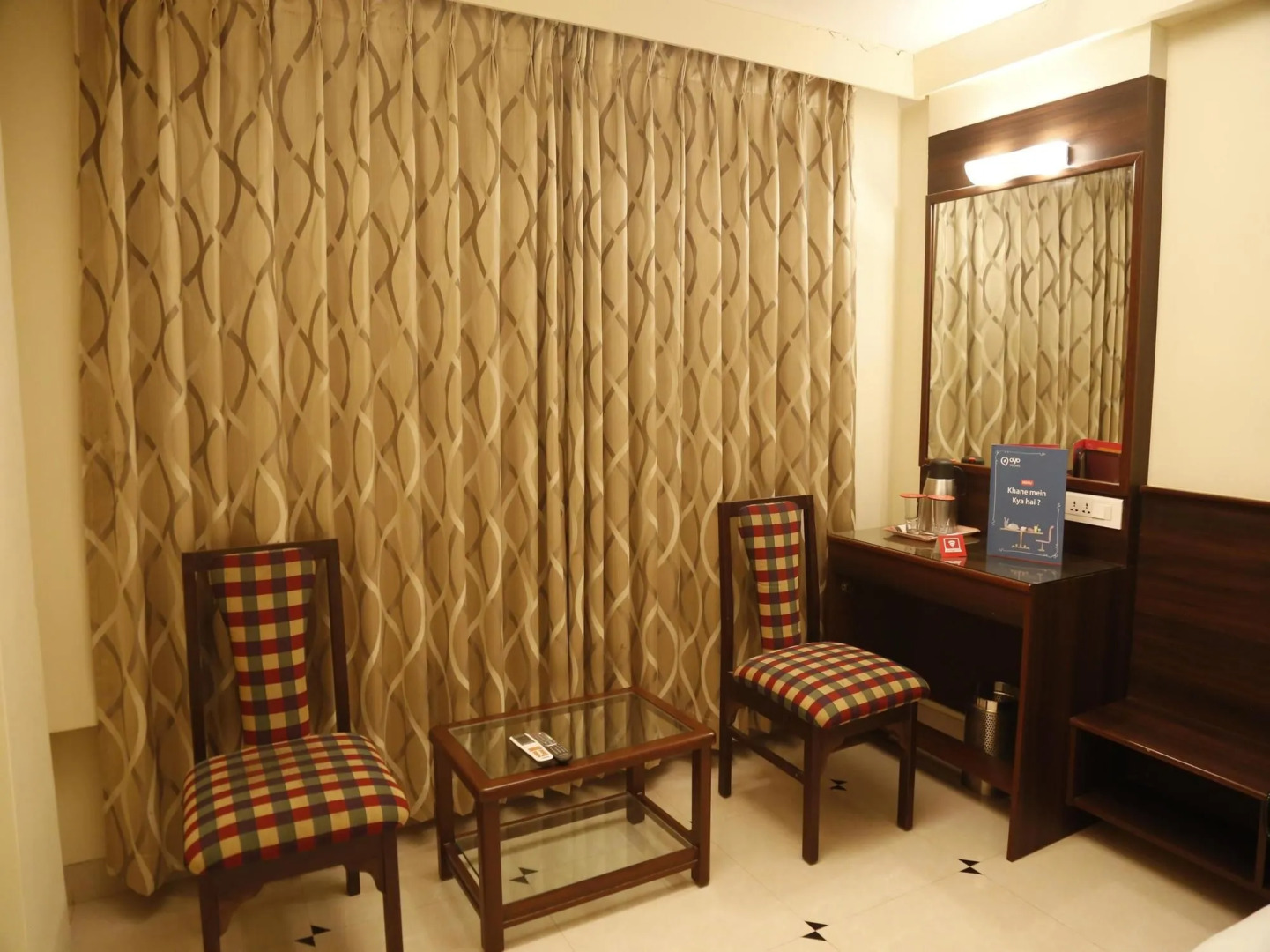 OYO 2726 Hotel Elegant