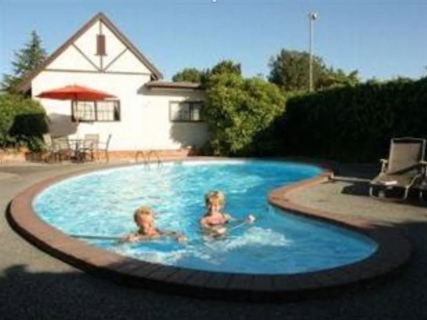 Clansman Motor Lodge