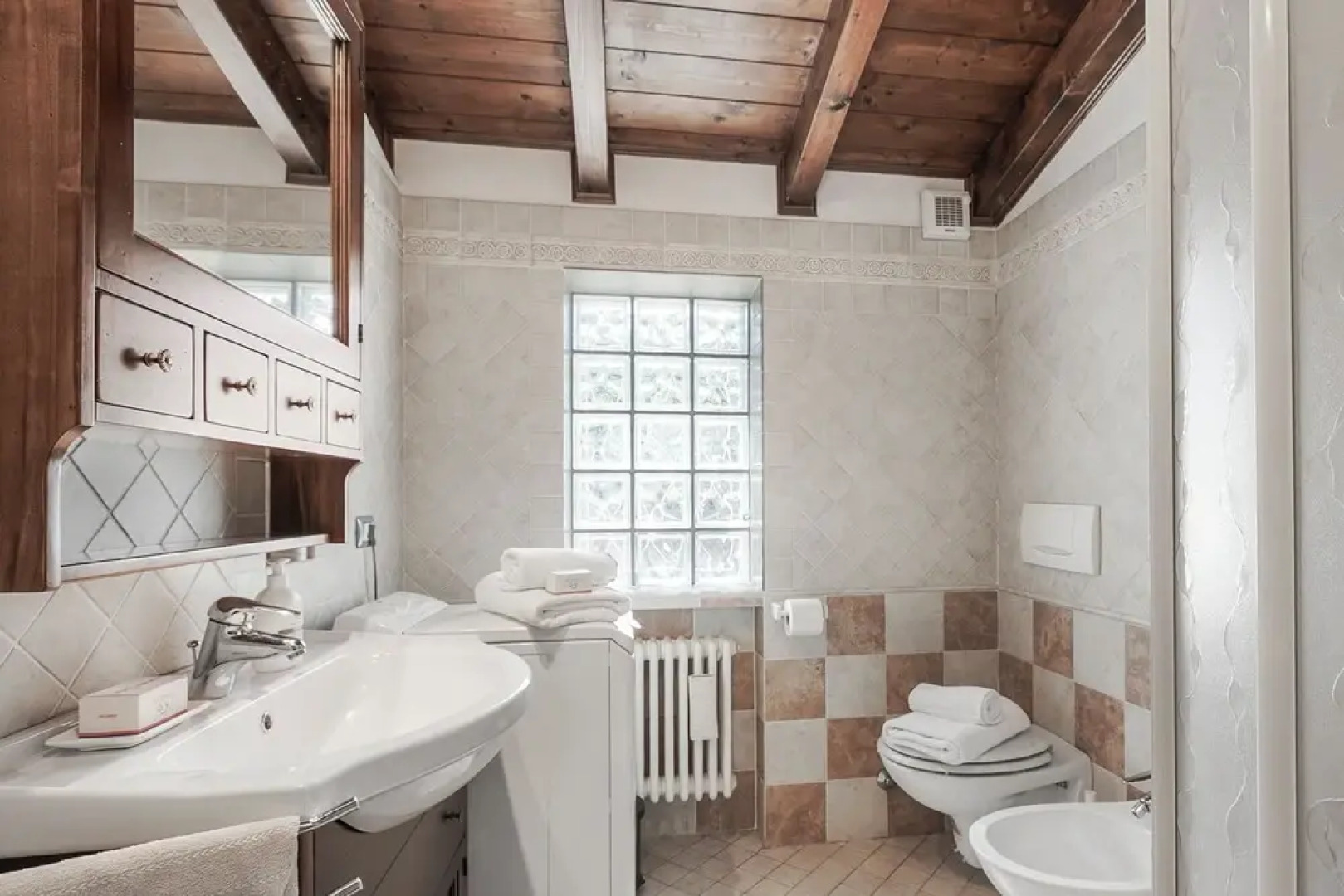 La Maison Dans Le Jardin