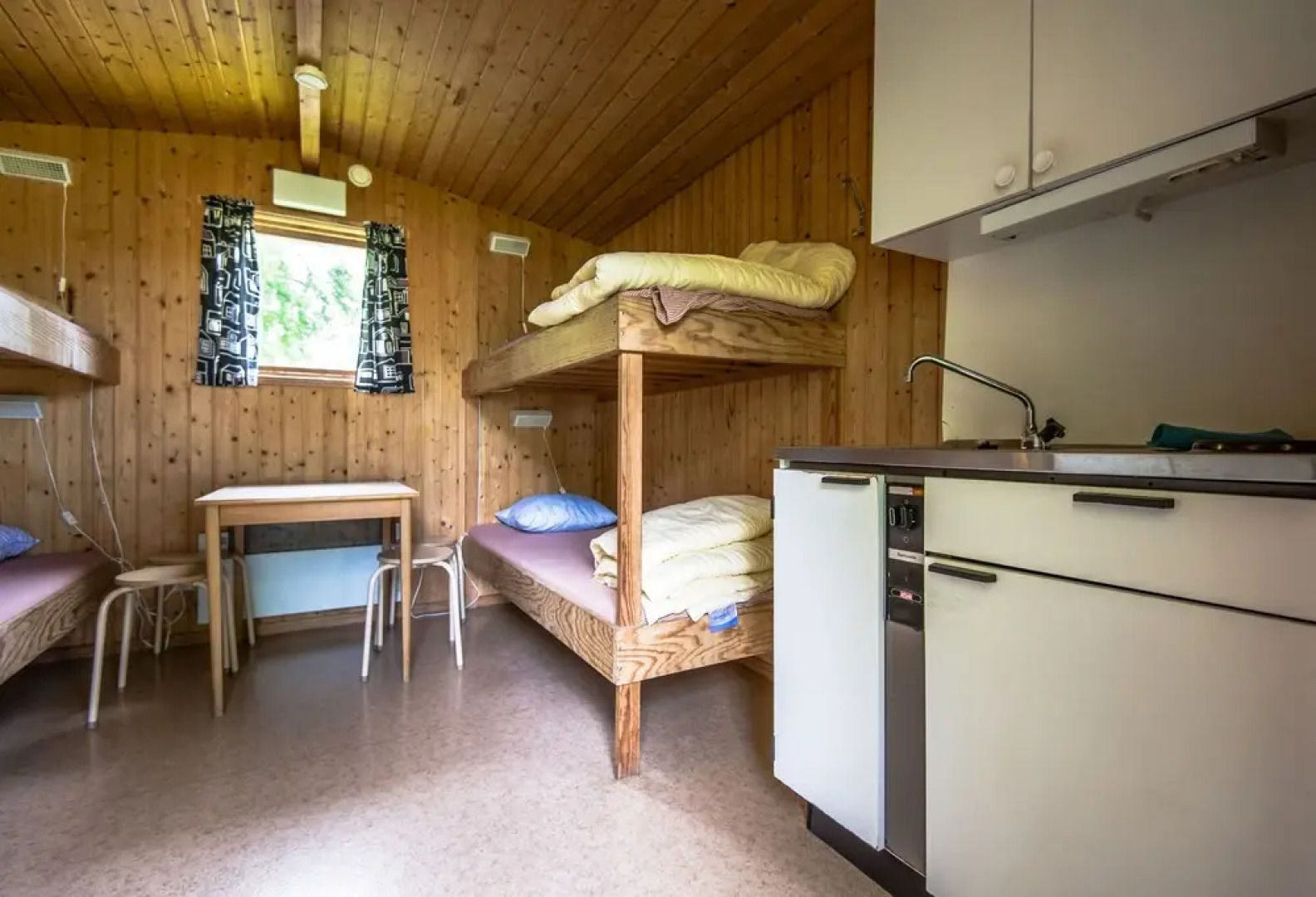 Kolleviks Camping och Stugby AB