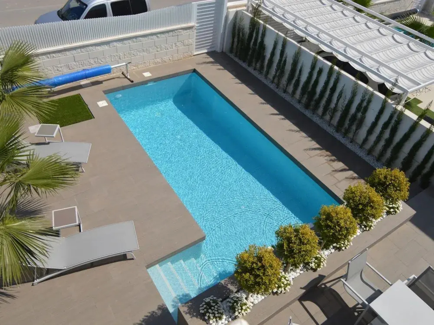 Villa With Garden & Roof Deck