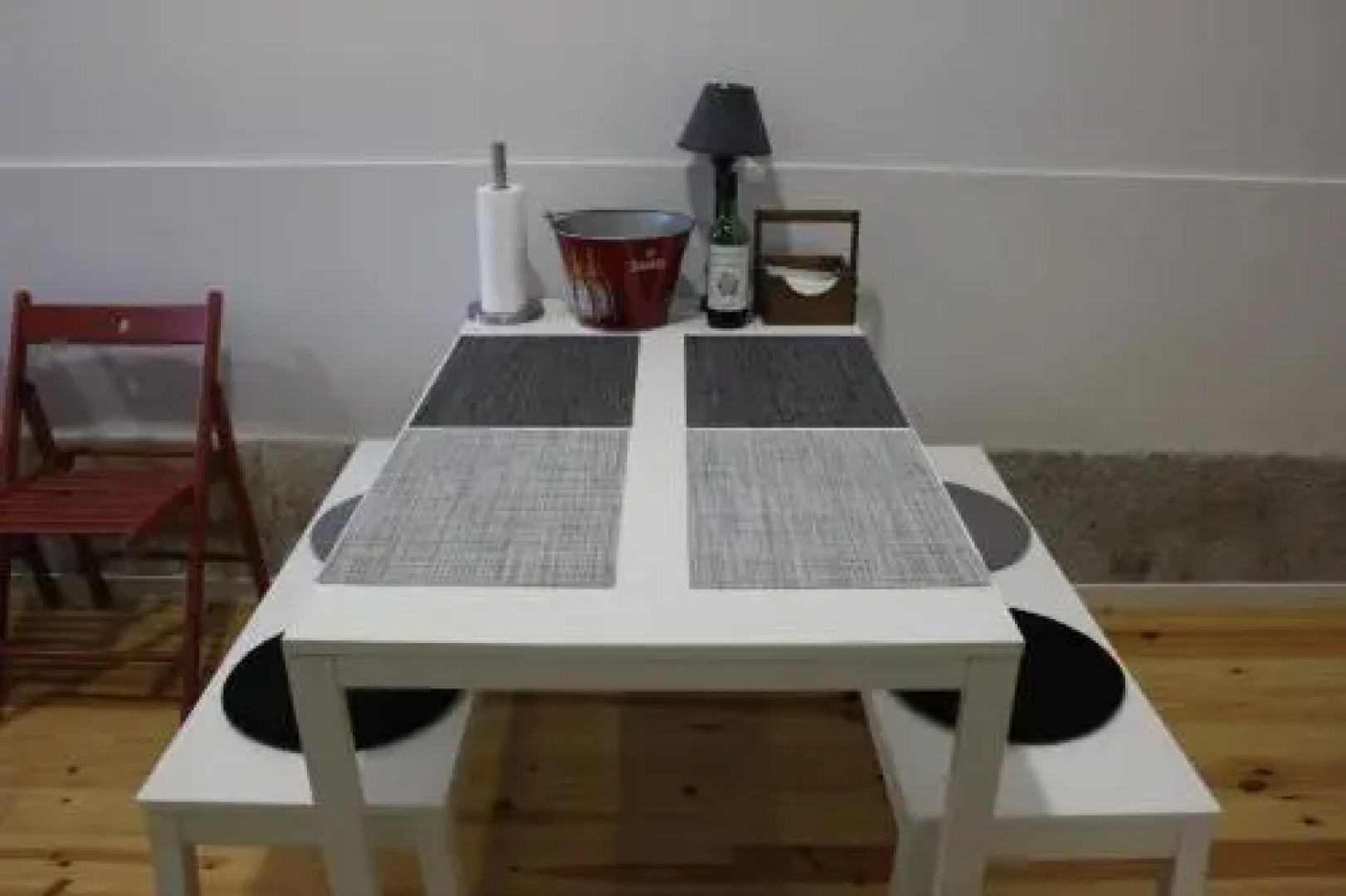 Practical and Comfortable Apartment with Garden