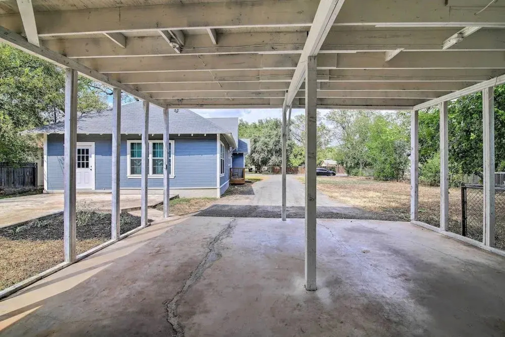 Renovated Family Cottage 1 Mi to Main St Shops!