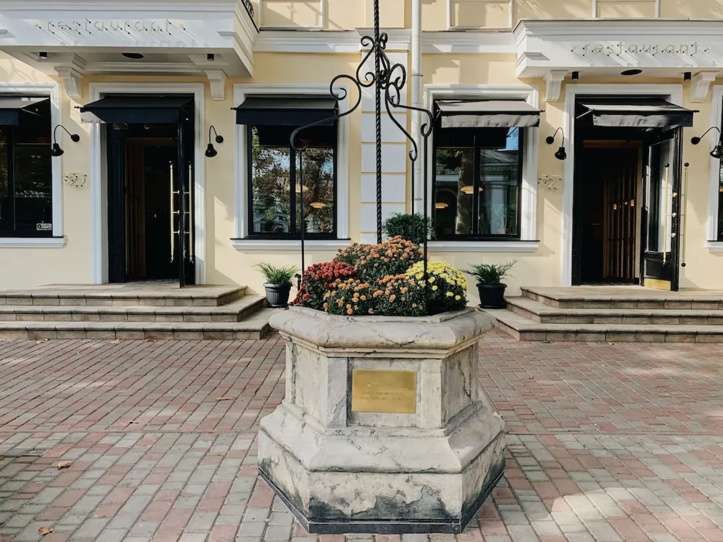 Отель 52