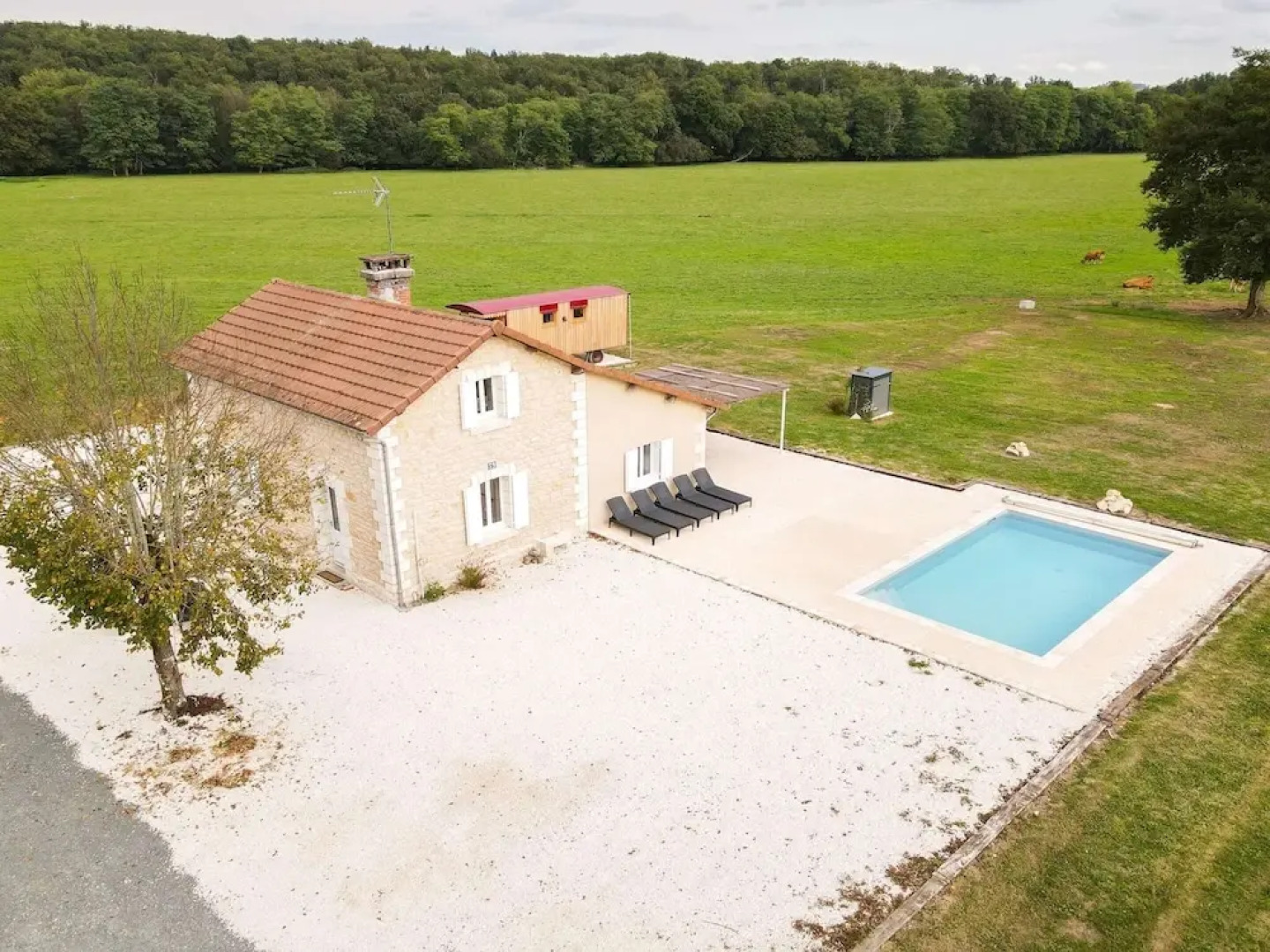 Charming Holiday Home With Private Pool