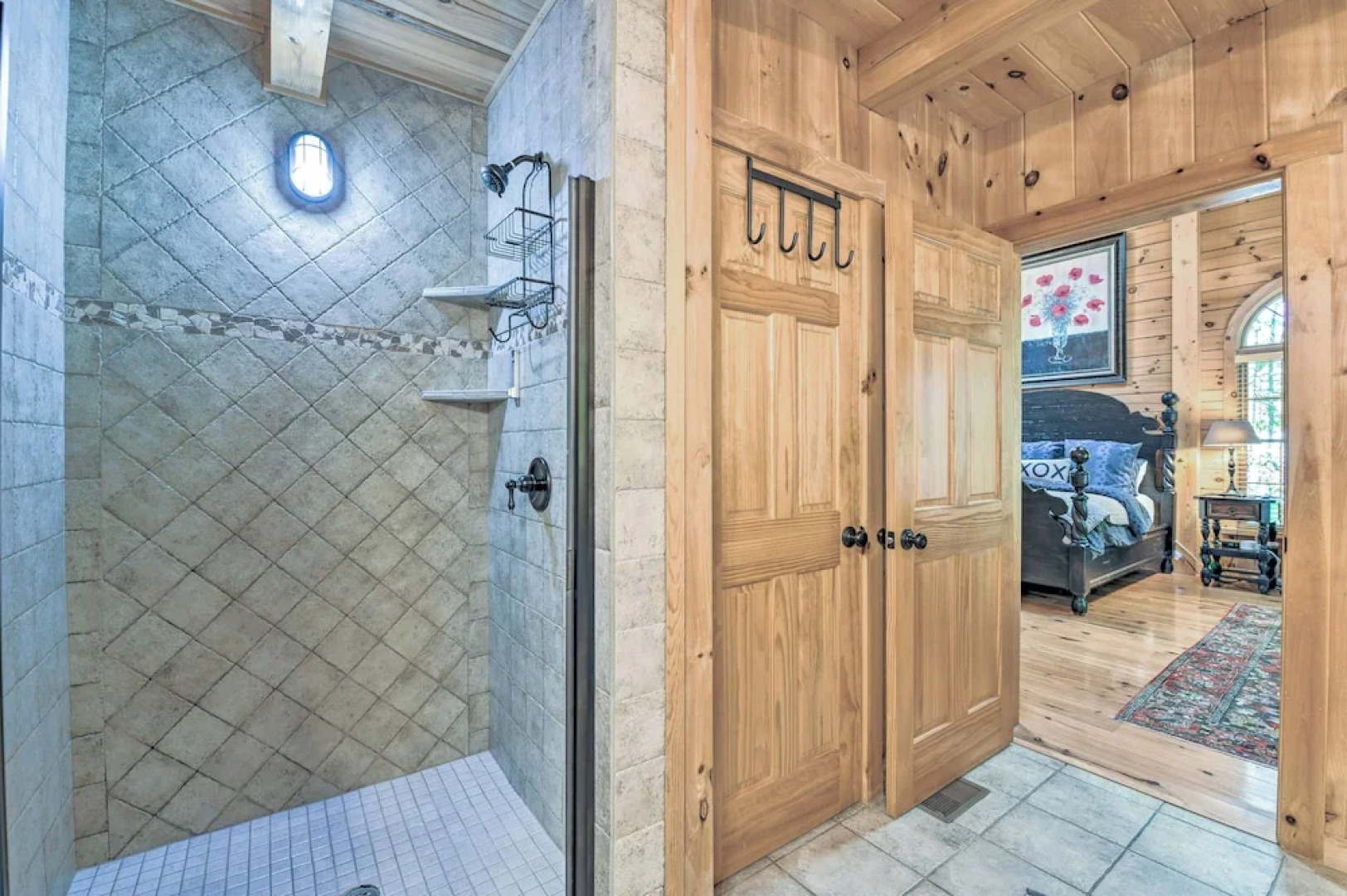 Luxury Cabin w/ Deck < 5 Miles to Sapphire Valley!