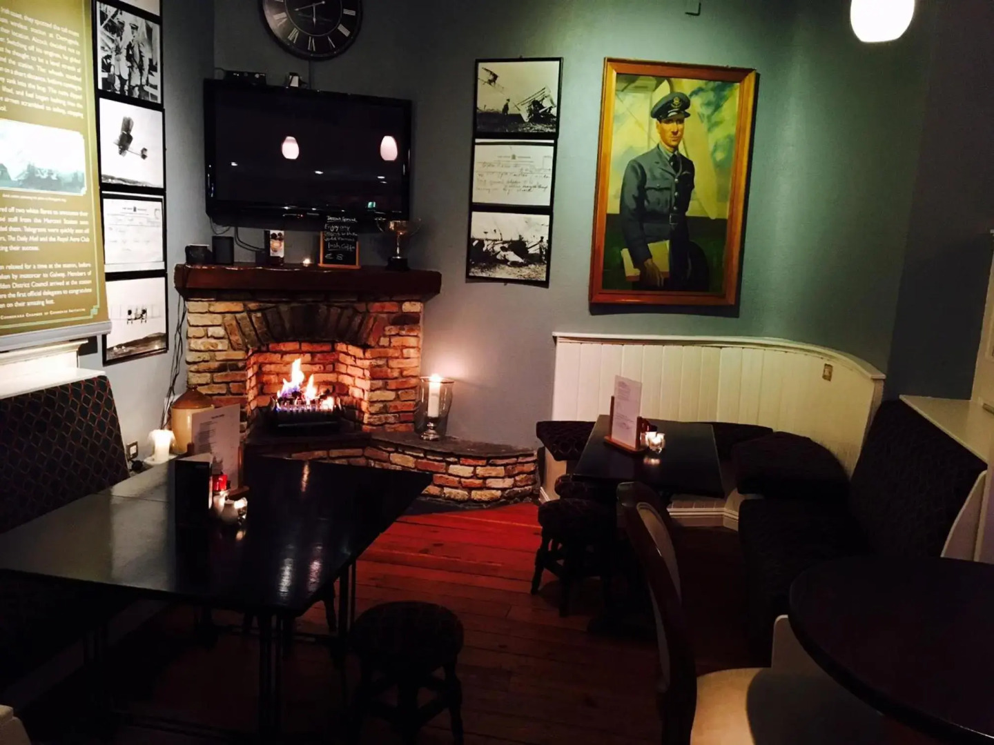 Alcock & Brown Hotel