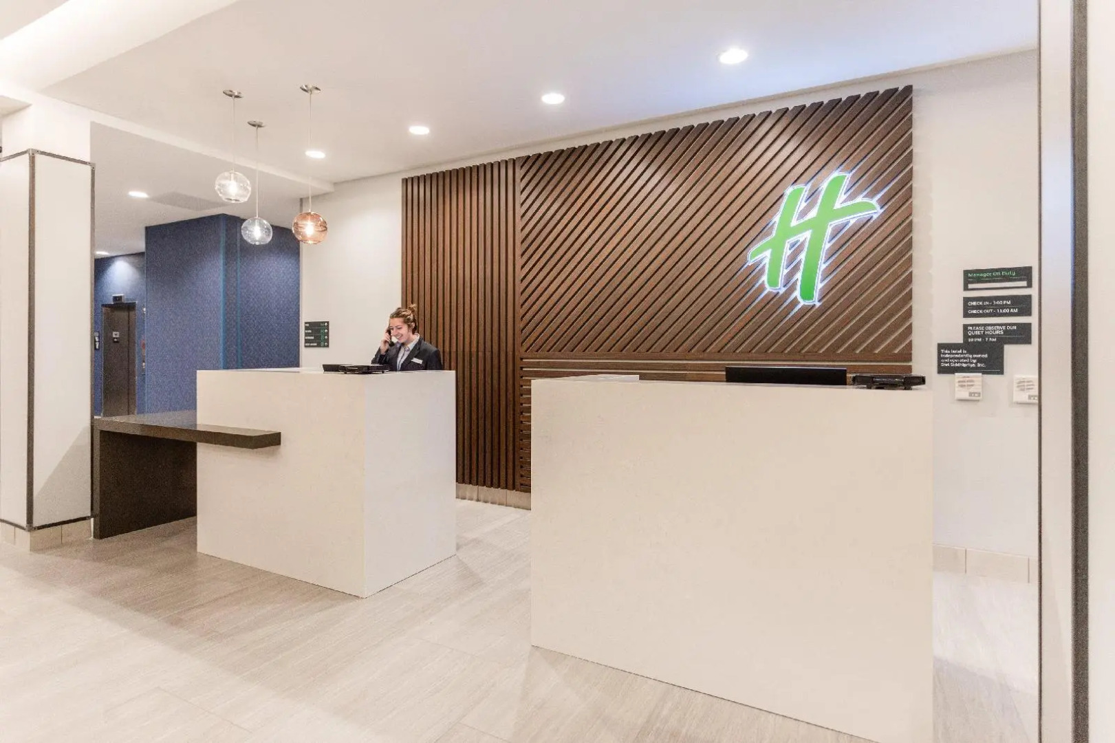 Holiday Inn & Suites Cedar Falls - Waterloo Event Ctr by IHG