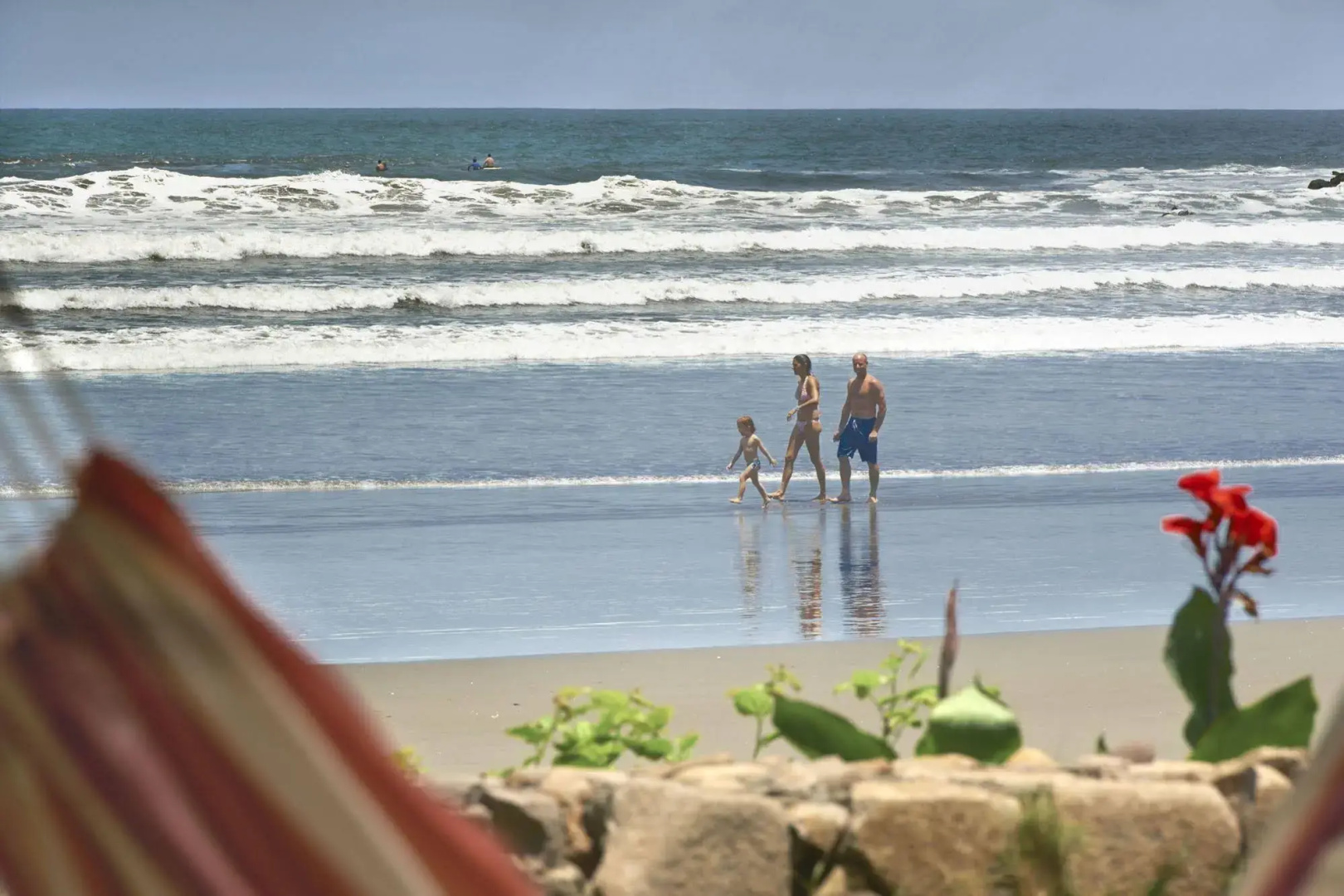 Las Flores Resort