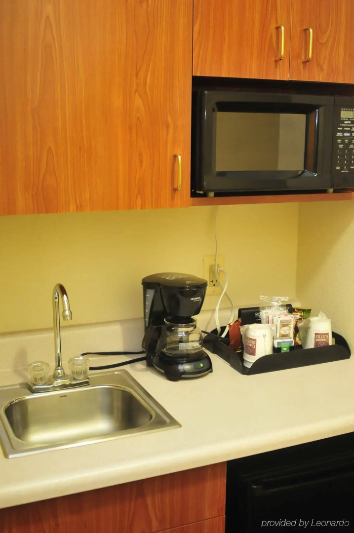 Comfort Suites Newark - Harrison