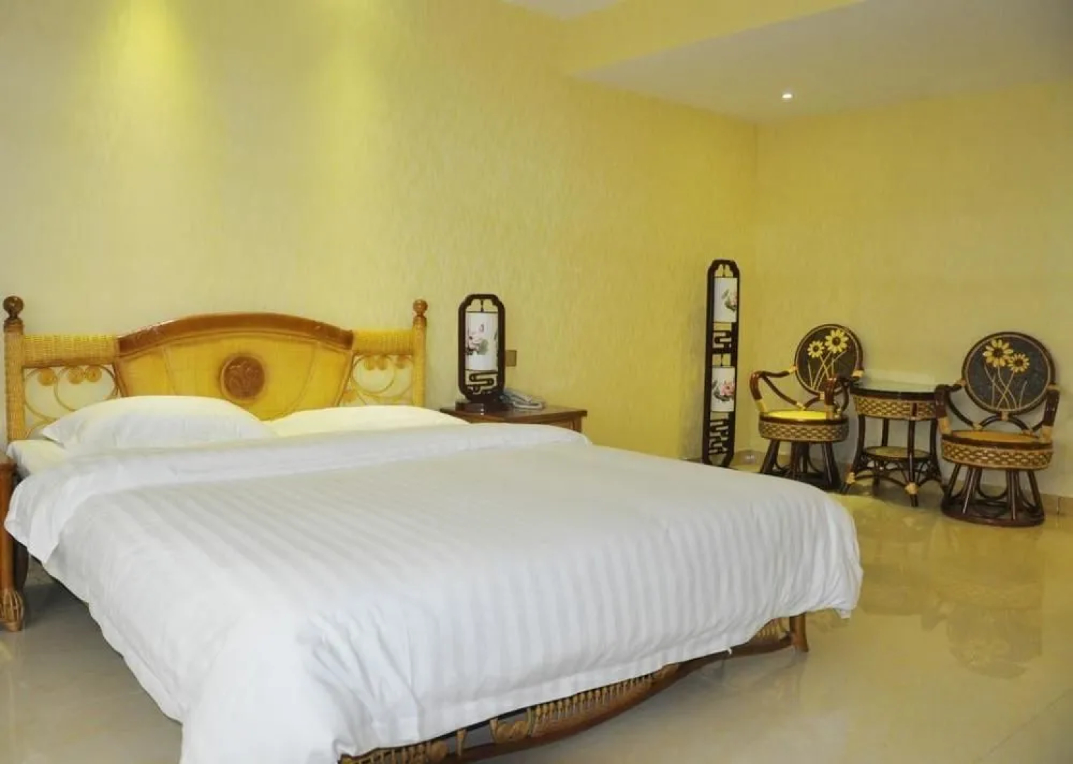 Lingshi Villas