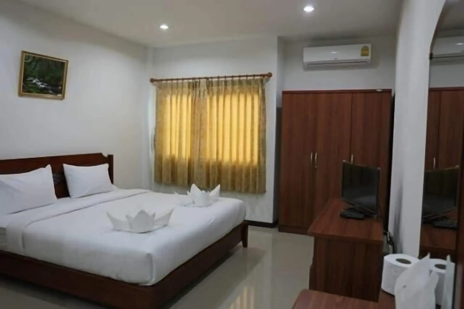 De-complex Apartment