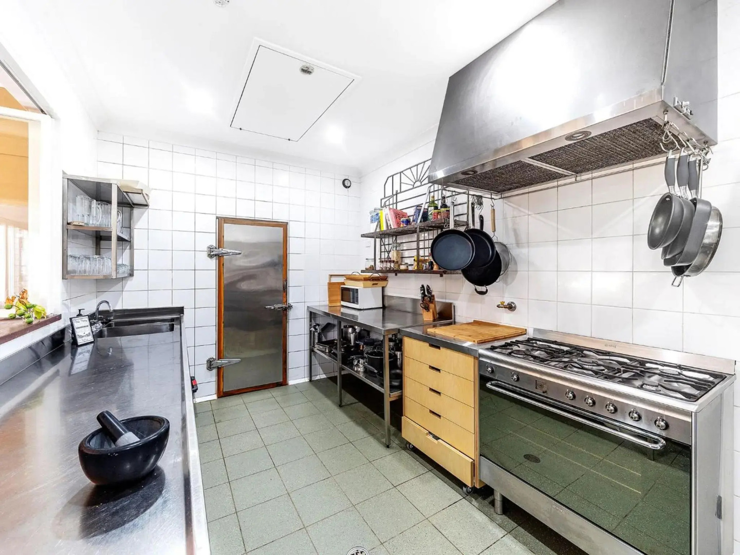 MILHOUSE Berry 4pm Check Out Sundays except Peak season