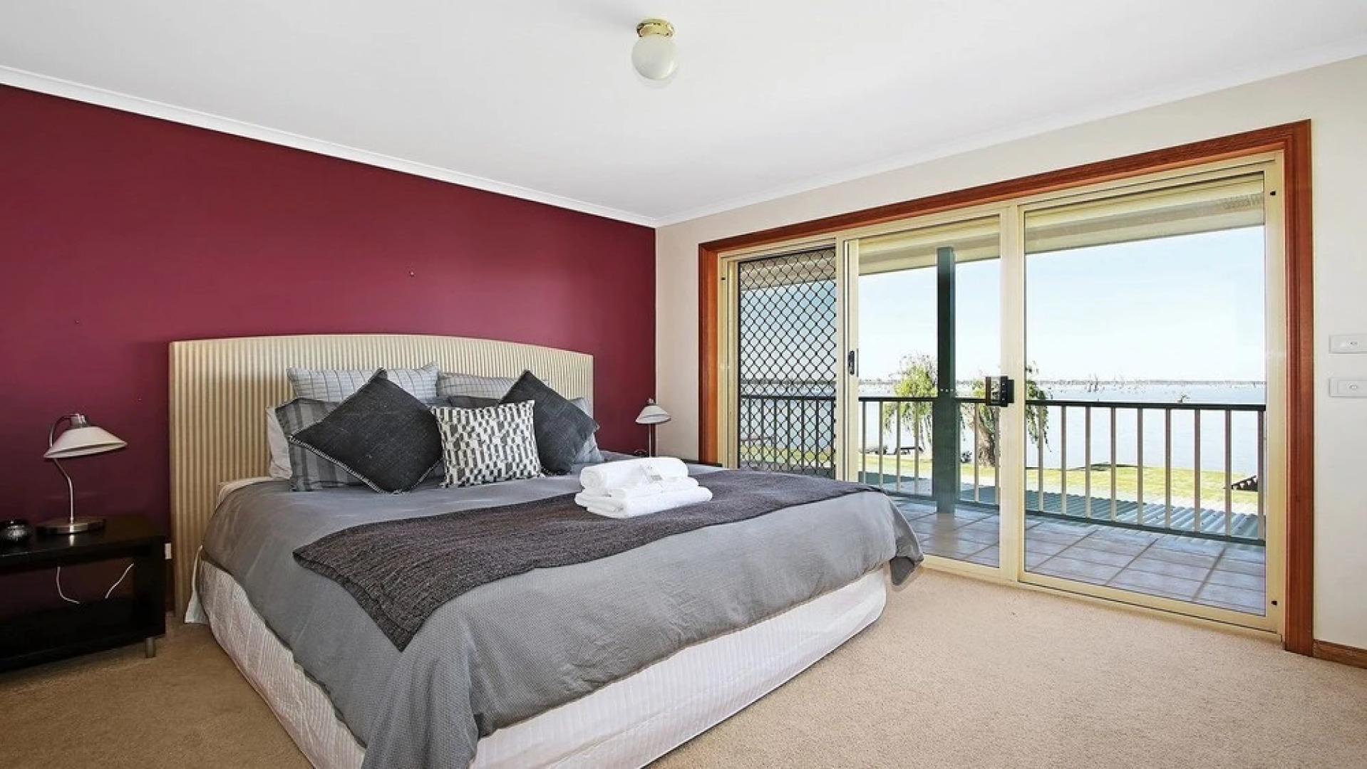 Waterfront 58 Yarrawonga