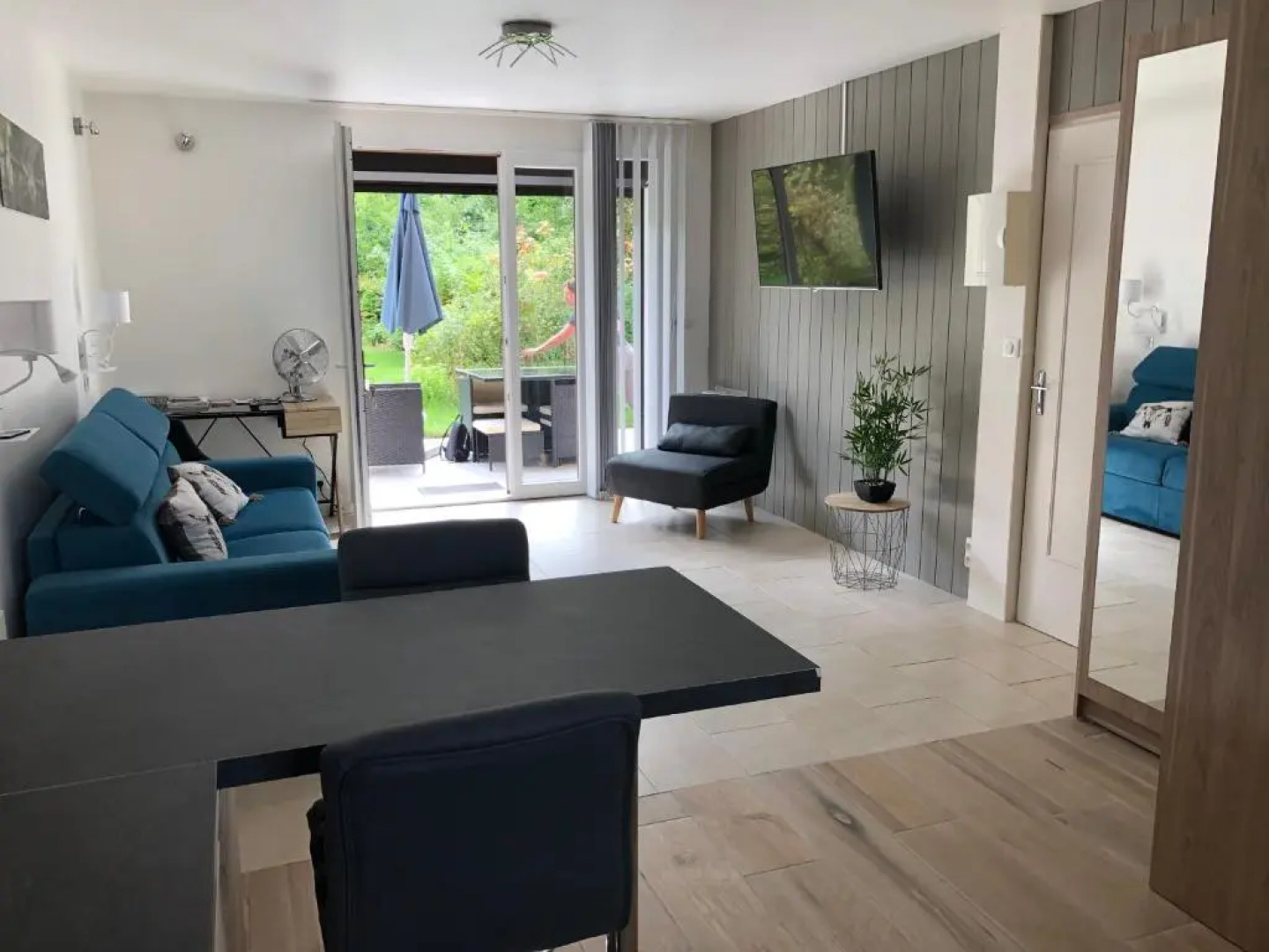 Rare, cosy studio terrasse au coeur de St-Jorioz