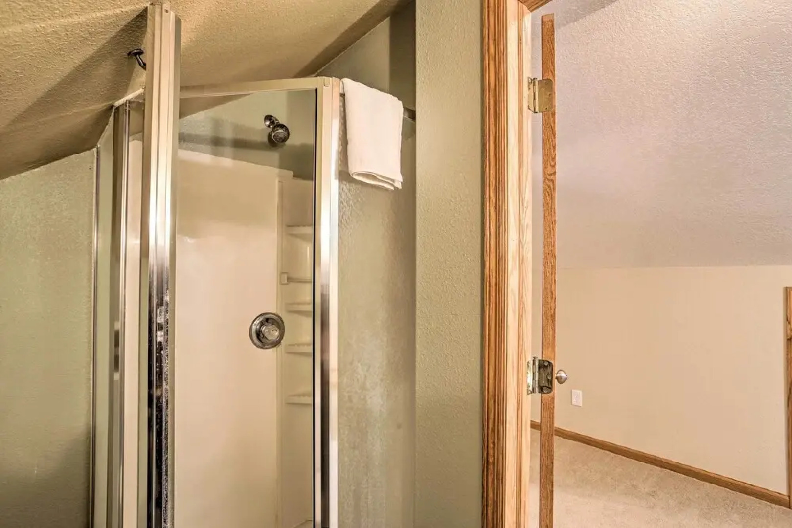 Lovely Black Hills Area Home: Covered Porch & Deck